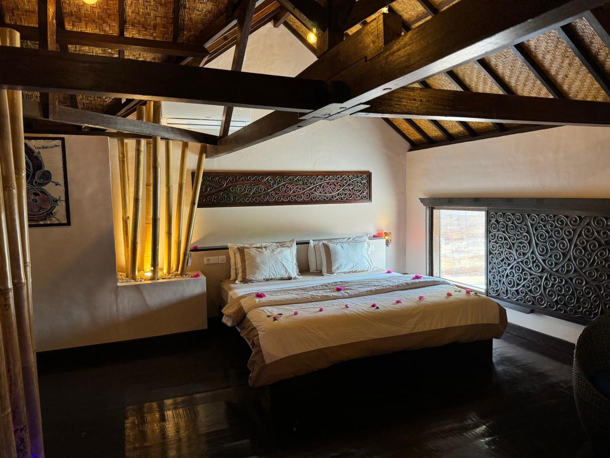 Cantika Villa